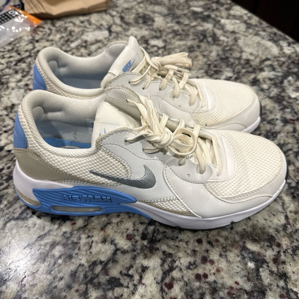 Women’s Nike Air Max Excee